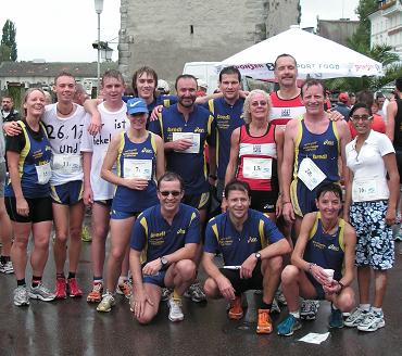 das Welfenteam nach dem Zieleinlauf beim Team-Run - nur die Rennschnecken fehlen - sind wohl noch unterwegs