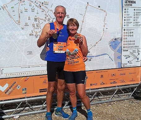 Hubert Weber und Antonie Bosch erfolgreich beim Marathon in Valencia